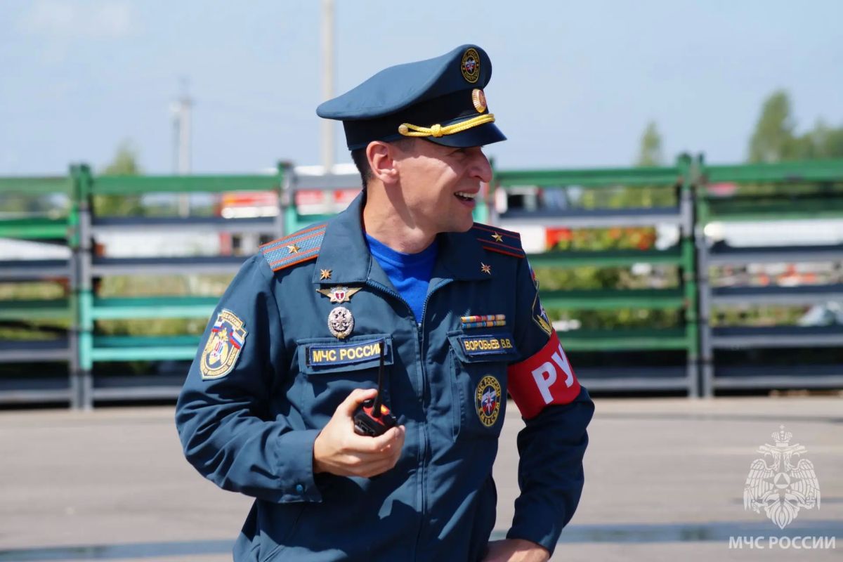 #ЛицаМЧС. «Я четко понял: это мое»: начальник службы пожаротушения Виктор Воробьев — о выборе профессии и пожарном братстве #ЛицаМЧС. «Я четко понял: это мое»: начальник службы пожаротушения Виктор Воробьев — о выборе профессии и пожарном братстве