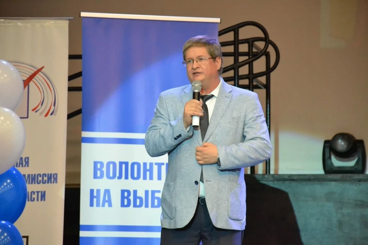 Более 200 волонтёров научились помогать особенным избирателям Более 200 волонтёров научились помогать особенным избирателям