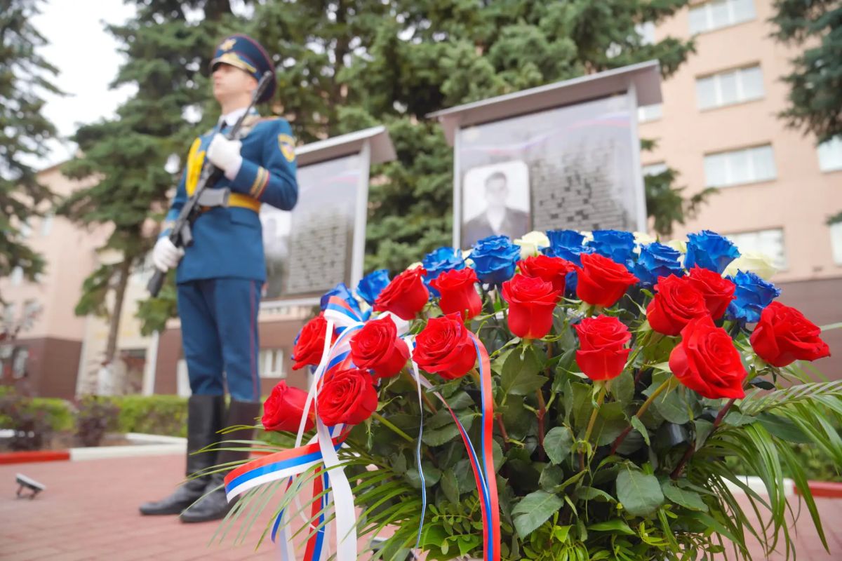 Память героев-выпускников увековечили в Ивановской пожарно-спасательной академии Память героев-выпускников увековечили в Ивановской пожарно-спасательной академии