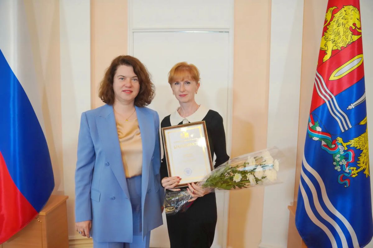 В канун Дня машиностроителя в регионе наградили лучших работников отрасли В канун Дня машиностроителя в регионе наградили лучших работников отрасли