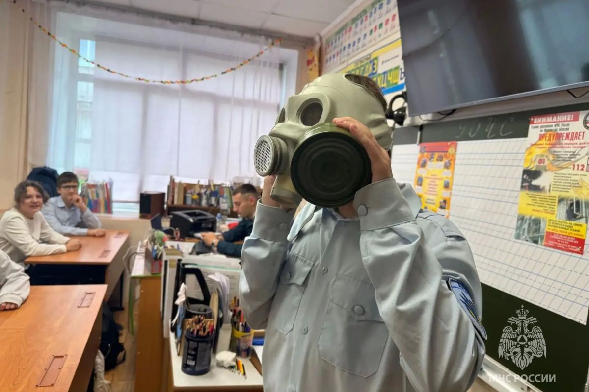 В Ивановской области сотрудники МЧС России провели уроки безопасности В Ивановской области сотрудники МЧС России провели уроки безопасности