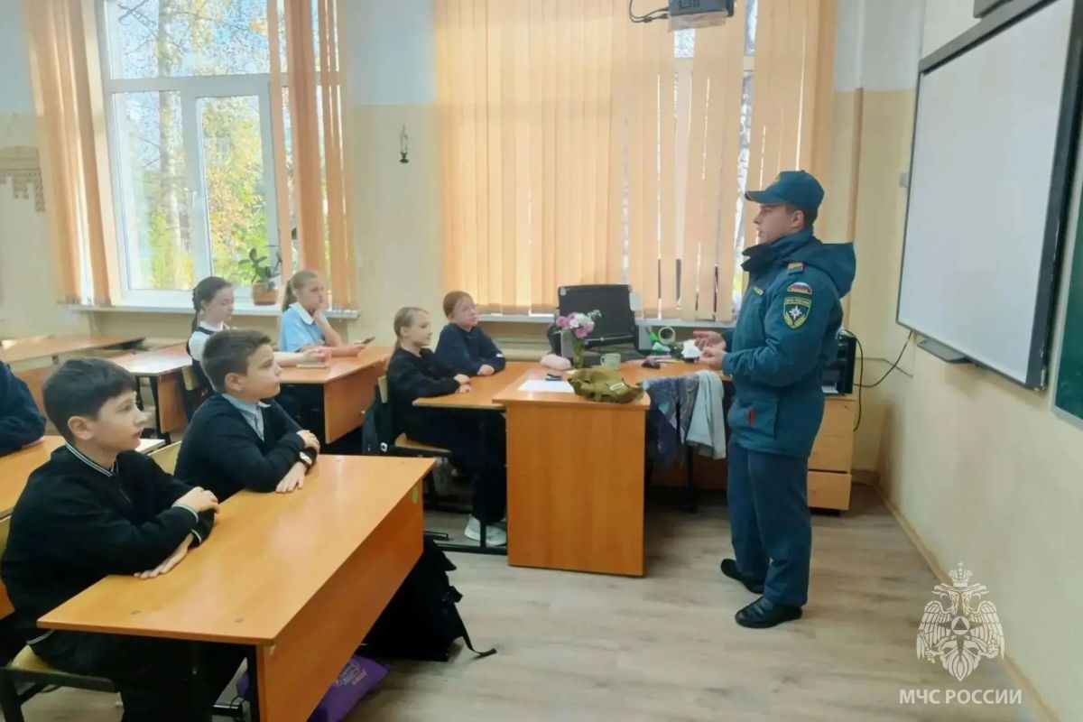 В Ивановской области сотрудники МЧС России провели уроки безопасности В Ивановской области сотрудники МЧС России провели уроки безопасности