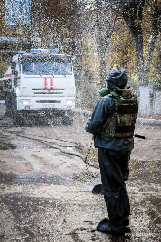 Отработано на практике. . В рамках Всероссийской штабной тренировки по гражданской обороне для всех муниципальных образований региона была смоделирована наиболее сложная обстановка с учетом рисков чрезвычайных ситуаций Отработано на практике. . В рамках Всероссийской штабной тренировки по гражданской обороне для всех муниципальных образований региона была смоделирована наиболее сложная обстановка с учетом рисков чрезвычайных ситуаций