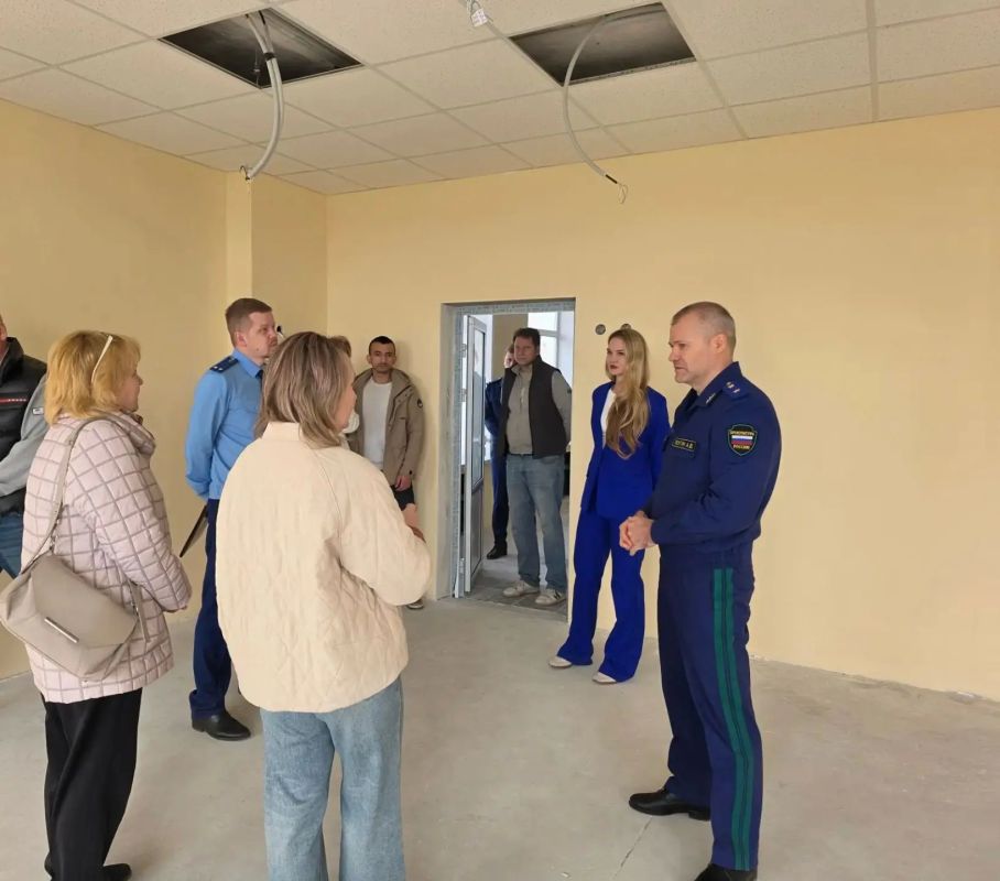 Прокурор Ивановской области Андрей Жугин провел в Гаврилово-Посадском районе прием членов семей участников специальной военной операции Прокурор Ивановской области Андрей Жугин провел в Гаврилово-Посадском районе прием членов семей участников специальной военной операции
