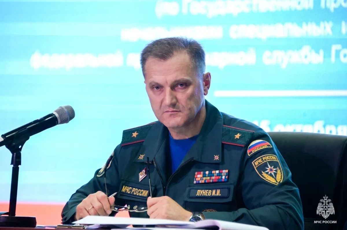 В МЧС России проходят Всероссийские сборы по организации тушения пожаров В МЧС России проходят Всероссийские сборы по организации тушения пожаров