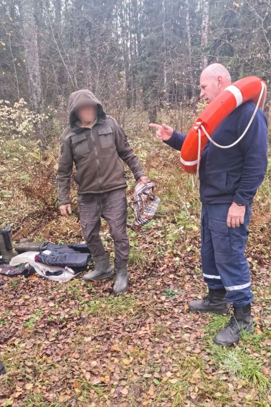За минувшие сутки пожарно- спасательные подразделения: За минувшие сутки пожарно- спасательные подразделения: