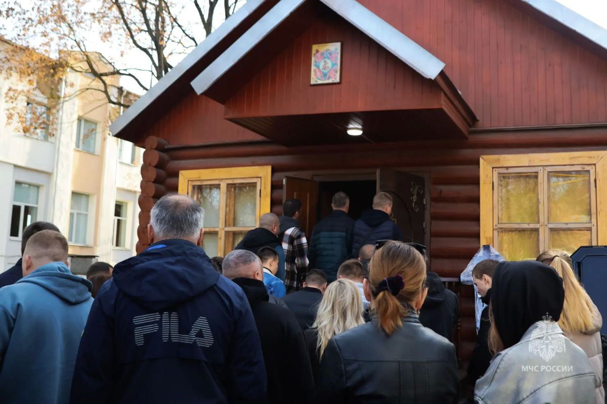 В Иванове простились с Михаилом Малаевым, погибшим при исполнении служебного долга В Иванове простились с Михаилом Малаевым, погибшим при исполнении служебного долга