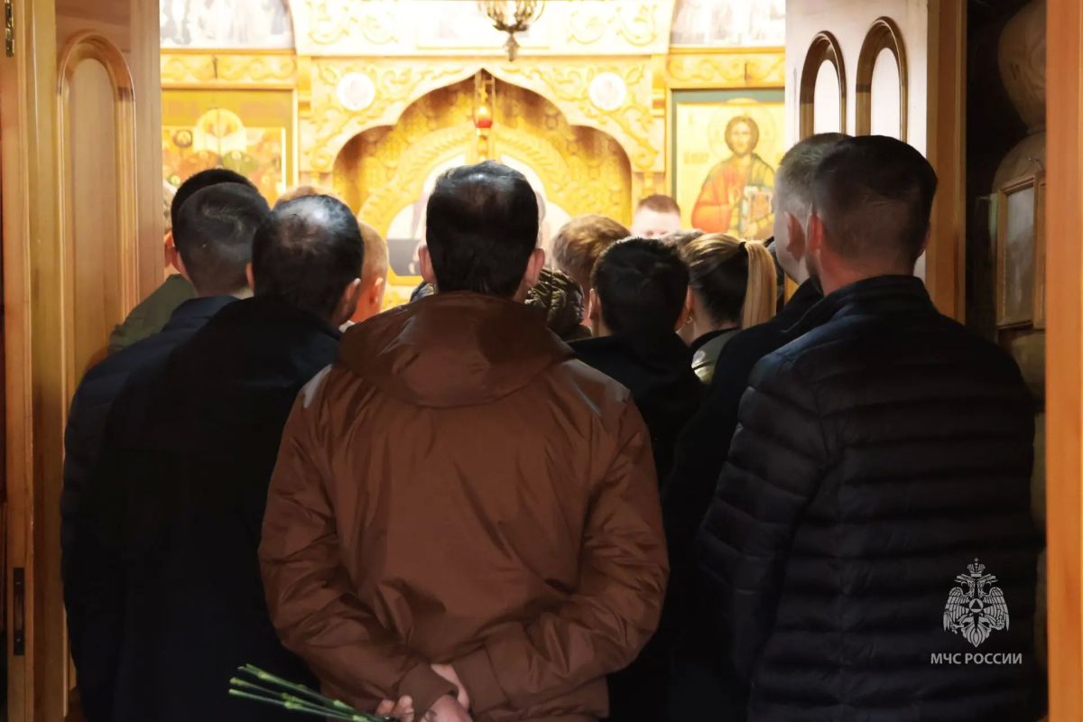В Иванове простились с Михаилом Малаевым, погибшим при исполнении служебного долга В Иванове простились с Михаилом Малаевым, погибшим при исполнении служебного долга