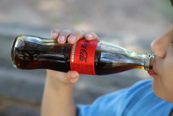 Мифы о Coca-Cola: правда ли опасен этот напиток при отравлении?