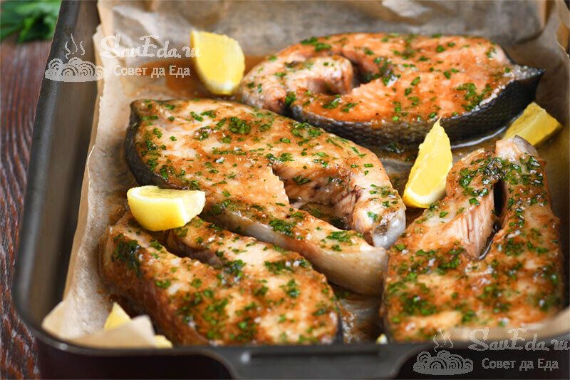 Секреты быстрой запечки красной рыбы: кулинария за 20 минут