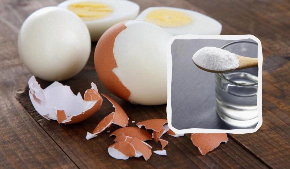 Почему вареные яйца становятся нежными и легко чистятся: секреты разгадки