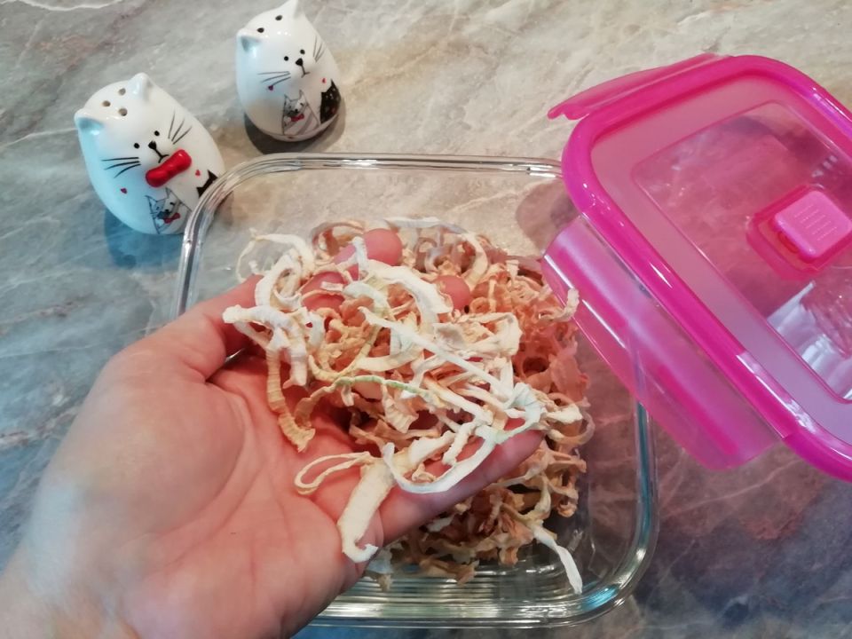 Сушеный лук: секреты приготовления и удивительный рецепт хлеба