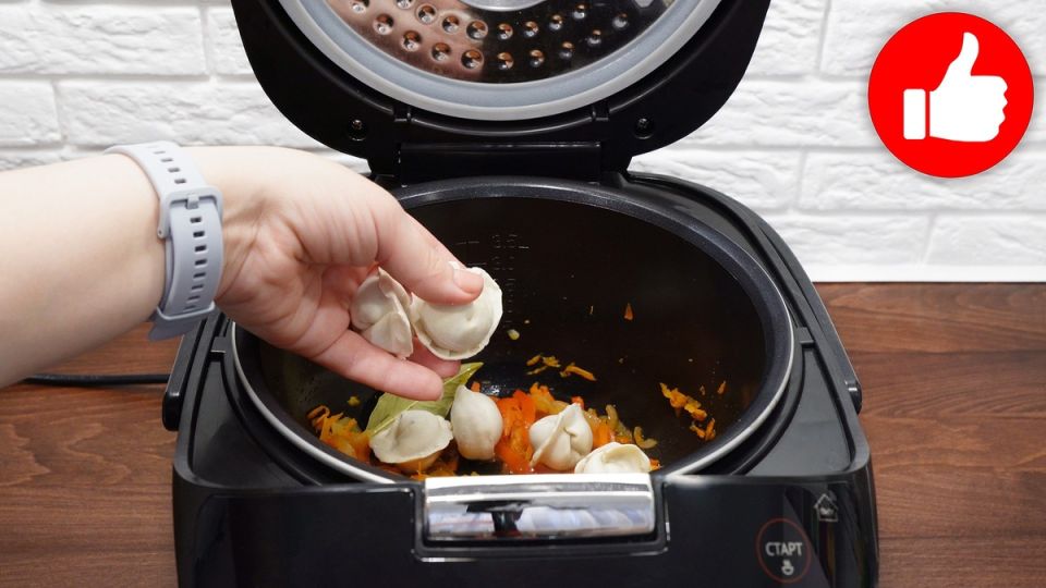 Пельмени с овощами в мультиварке: просто и вкусно